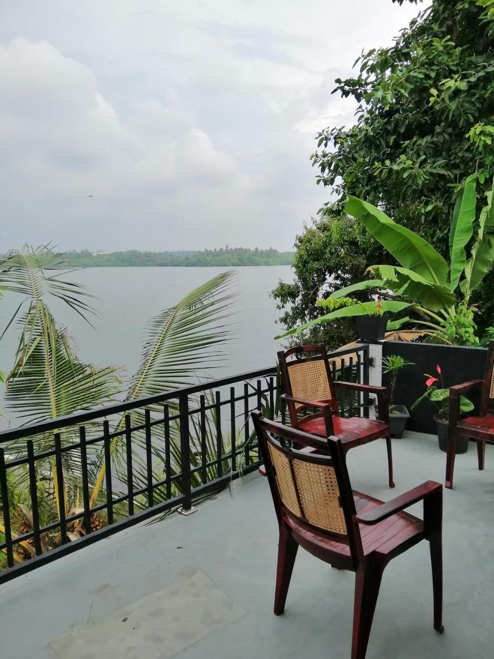 Hikka Lagoon Hikkaduwa Exterior photo